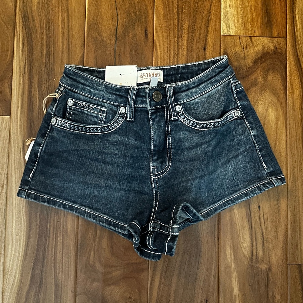 Shyanne mid rise jean shorts, dark wash, outseam: 9 1/2in, size: 25